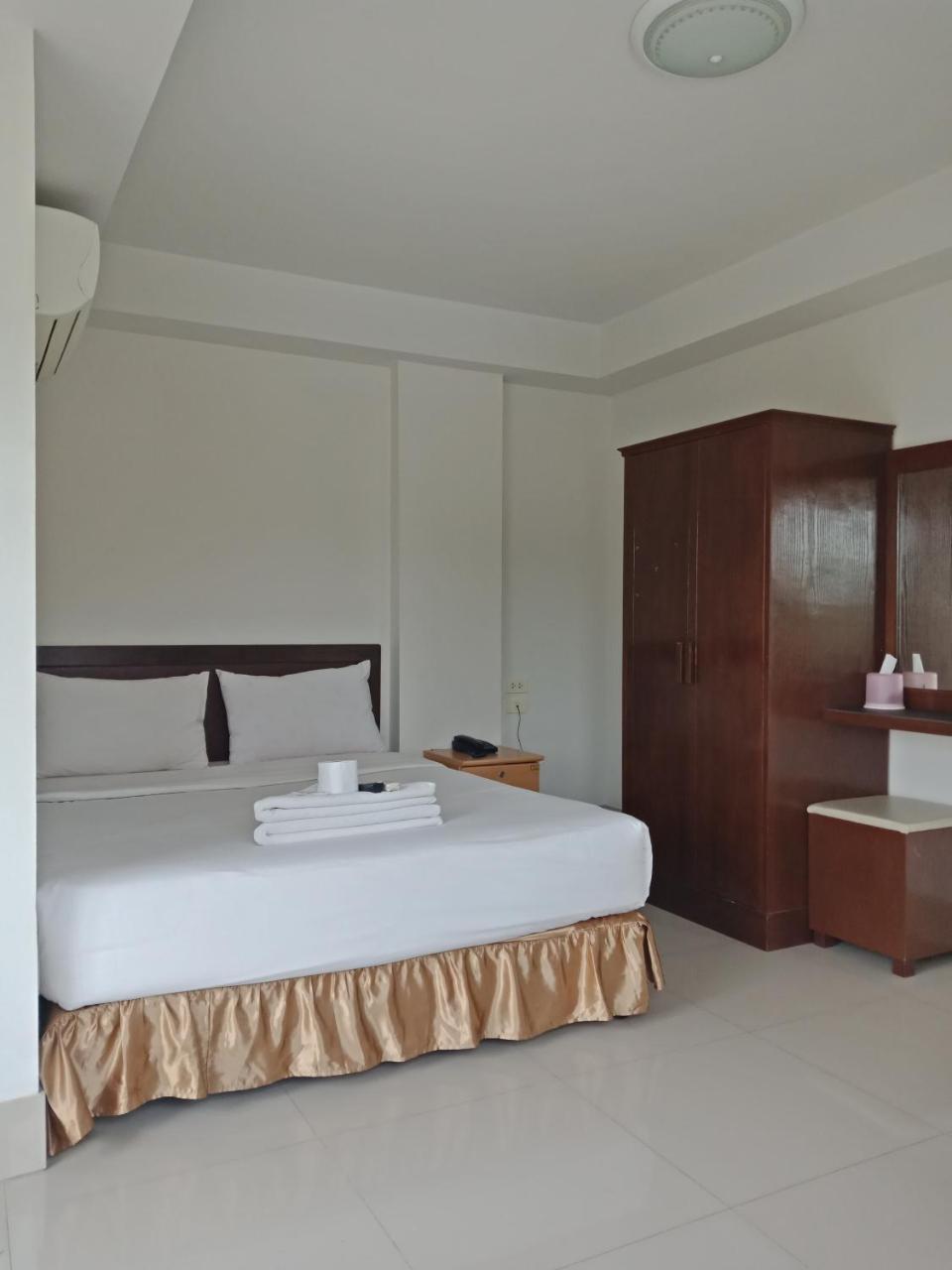 Baanpak Sam Anong Aparthotel Hua Hin Ngoại thất bức ảnh